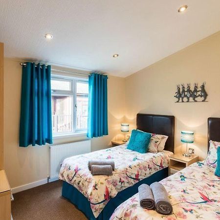 Windermere Retreat - White Cross Bay Holiday Park Exterior foto