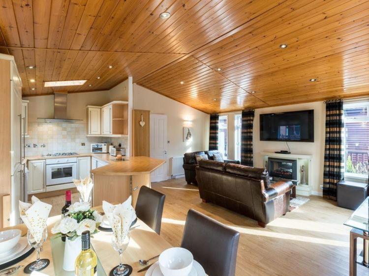 Windermere Retreat - White Cross Bay Holiday Park Exterior foto